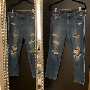 Joe’s Jeans Ripped Jeans | Size 28